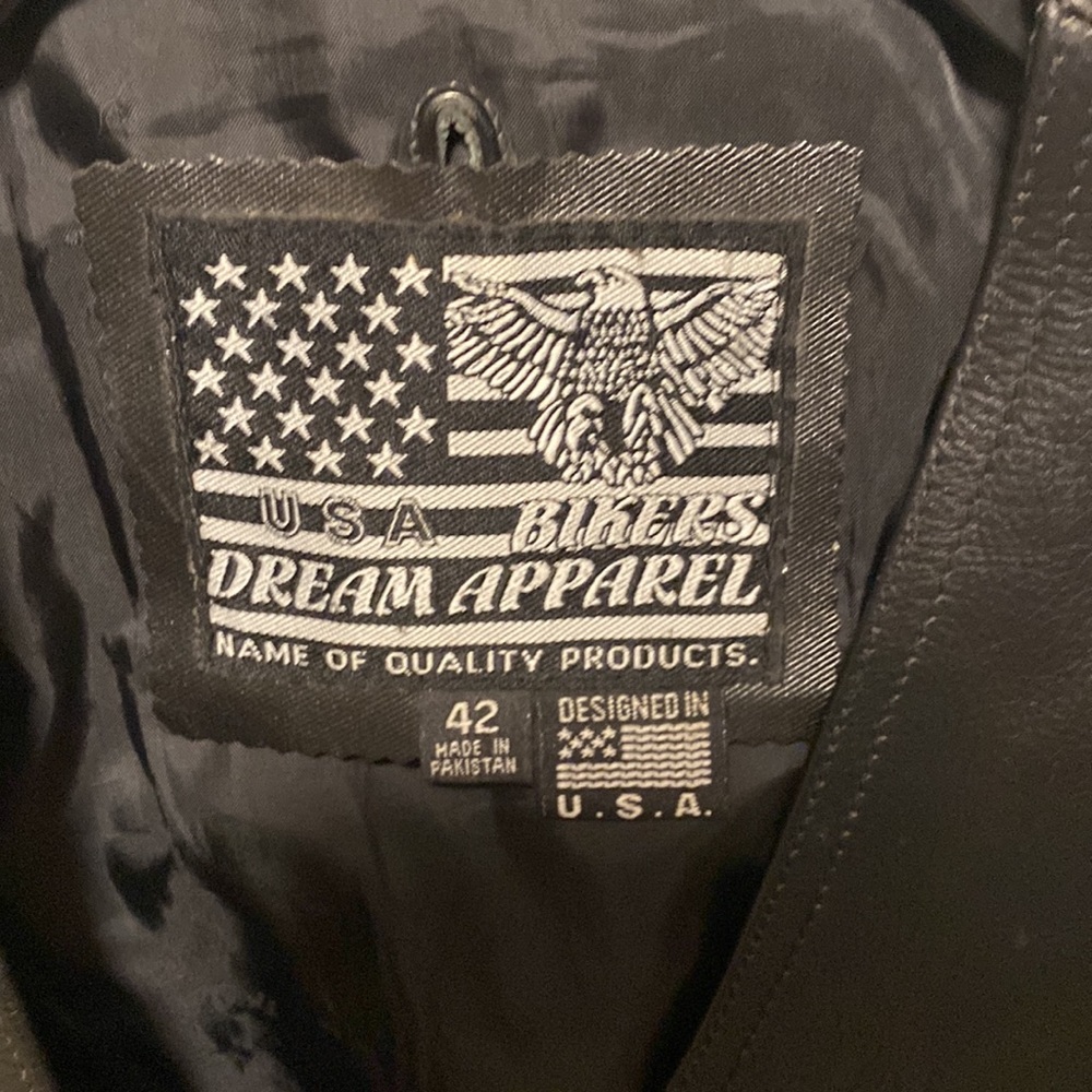 LEATHER VEST - Picture 2 of 3